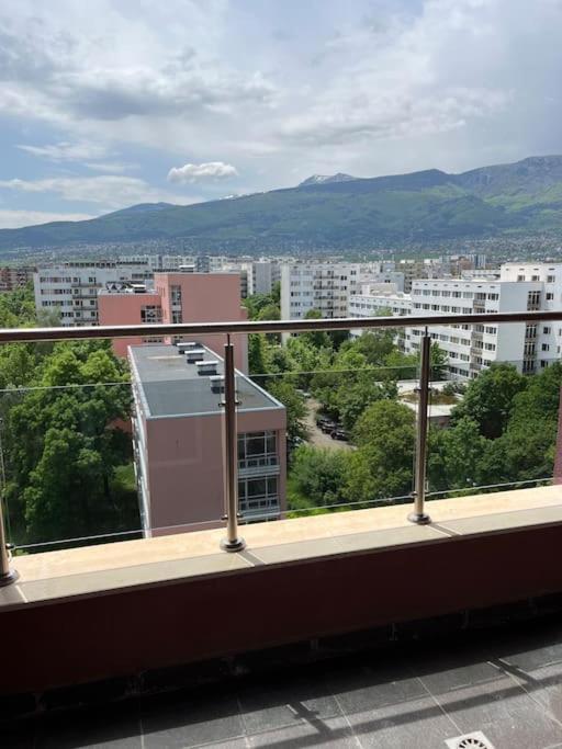 The Best Choice In Sofia Ngoại thất bức ảnh